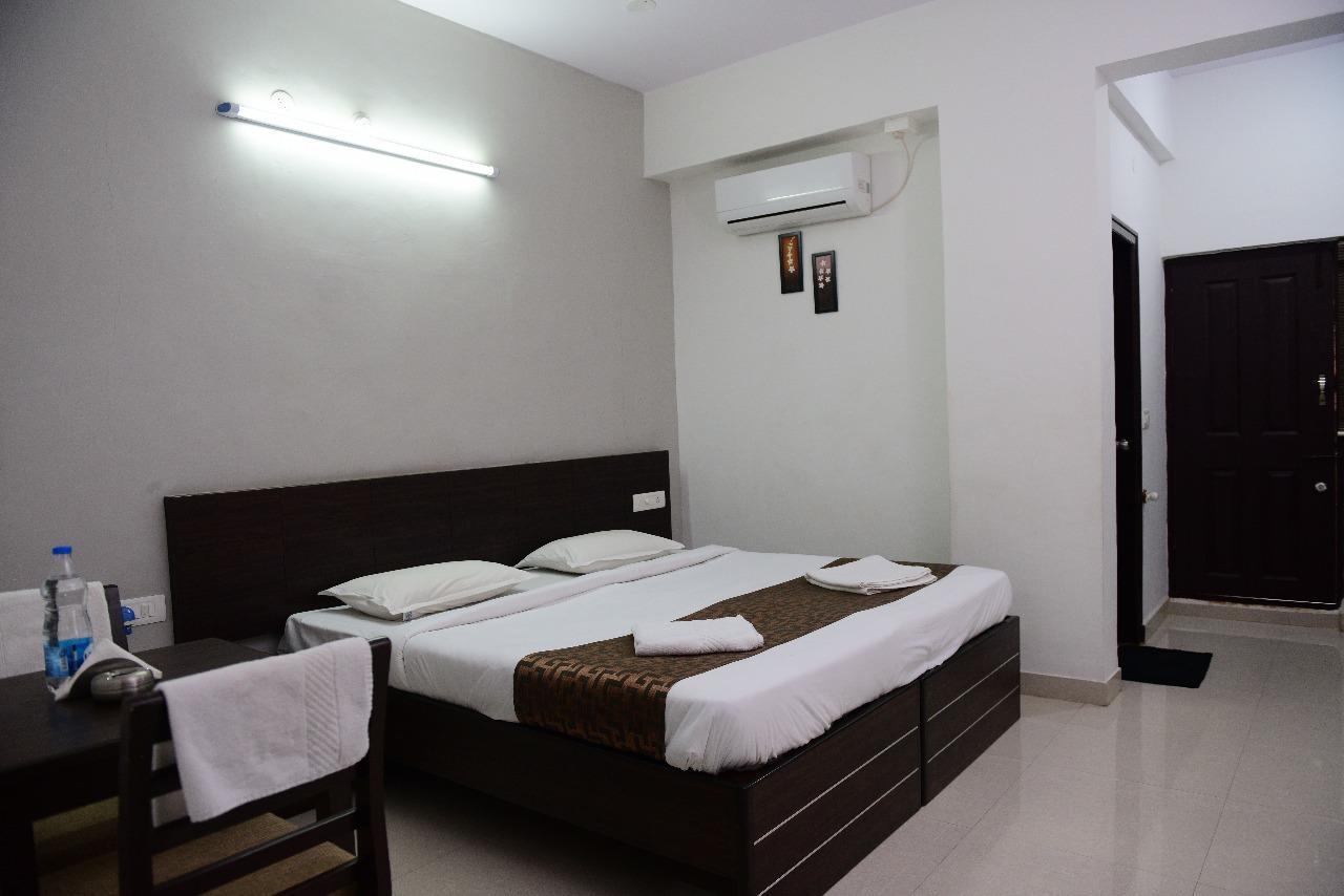 Varsha Enclave- Trinity House Apart otel Maisur Dış mekan fotoğraf