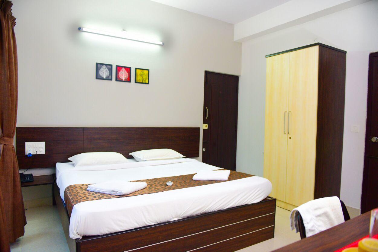 Varsha Enclave- Trinity House Apart otel Maisur Dış mekan fotoğraf