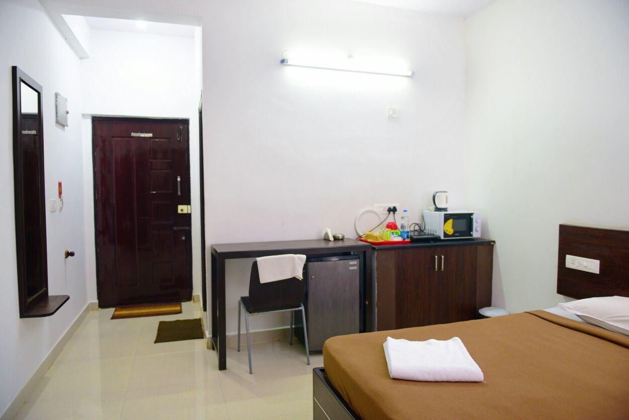 Varsha Enclave- Trinity House Apart otel Maisur Dış mekan fotoğraf